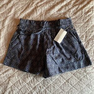 Women’s Cute Summer Shorts !!